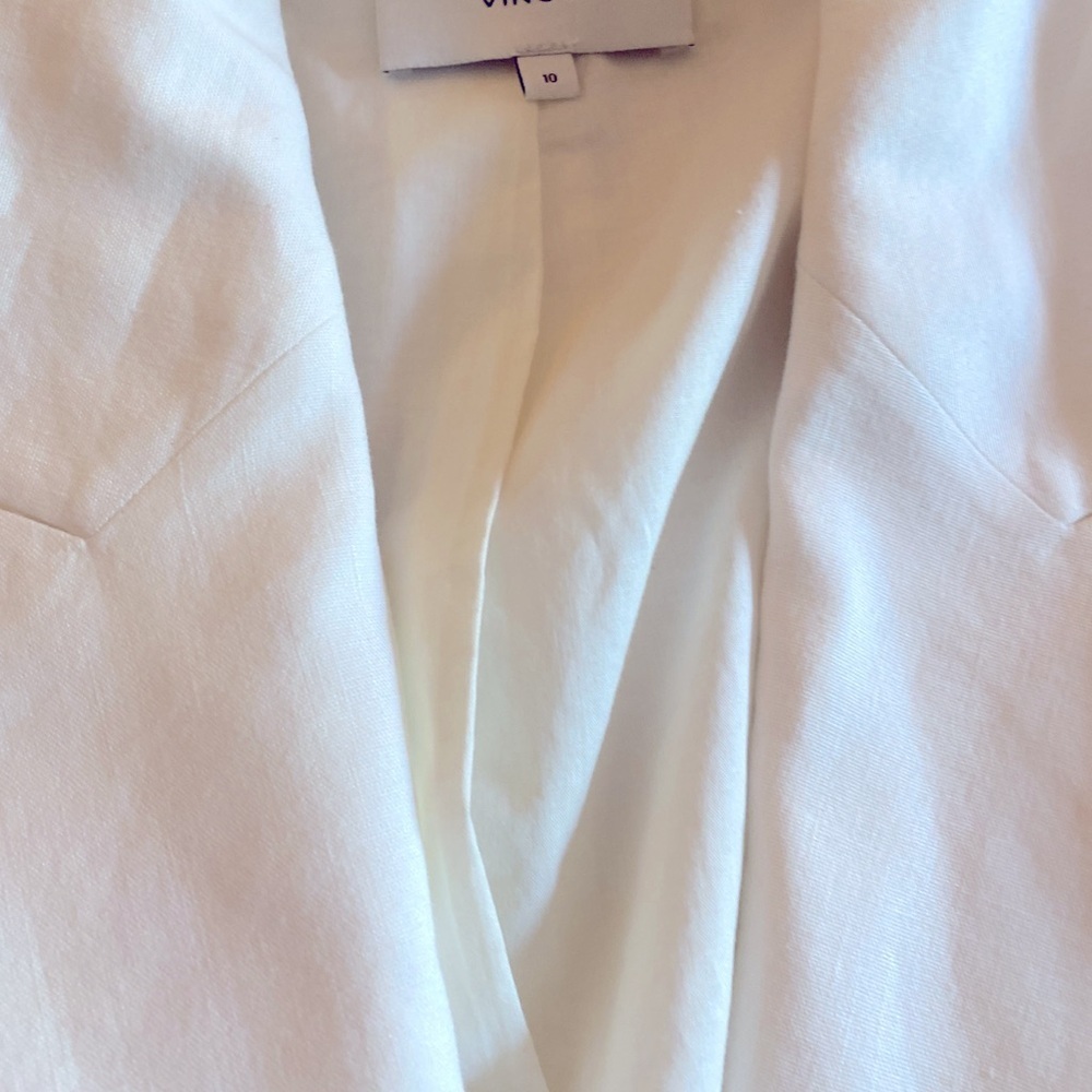 Vince White Blazer Modern Silhouette Notched Lapels-10 white linen , rayon spand - Picture 3 of 5